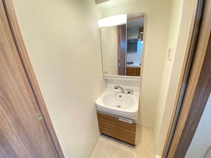 物件内観写真13　(洗面)