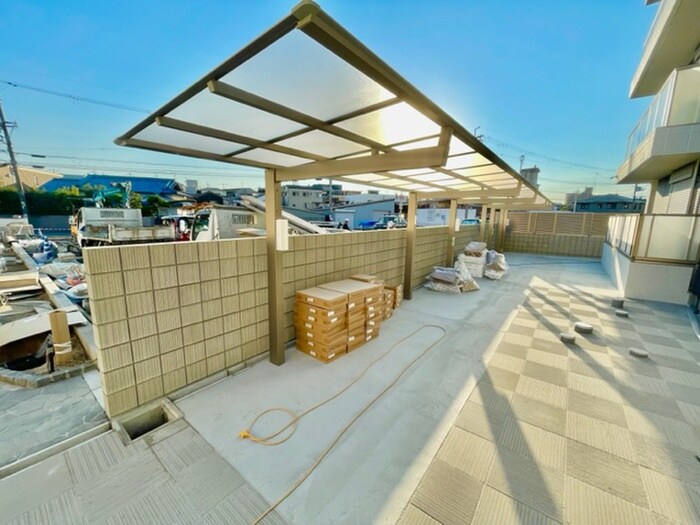 物件外観写真4　(駐輪場)