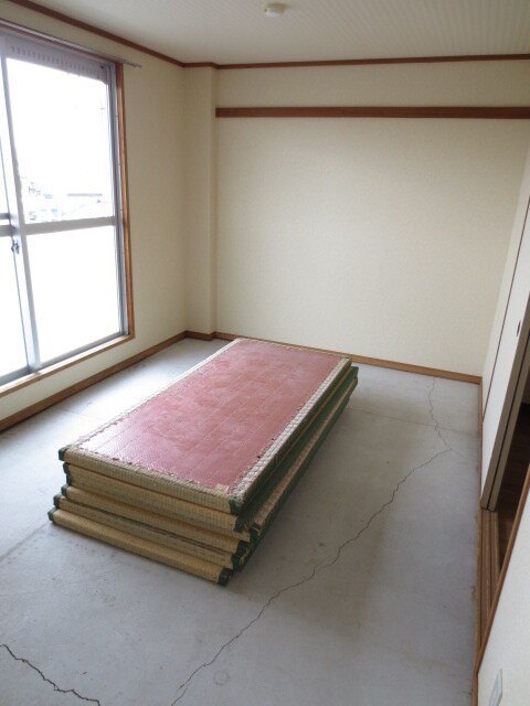 物件内観写真13　(居室)