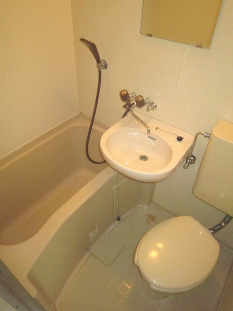 物件内観写真12　(バス／シャワールーム等)