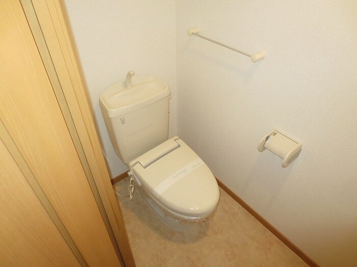 物件内観写真10　(トイレ)