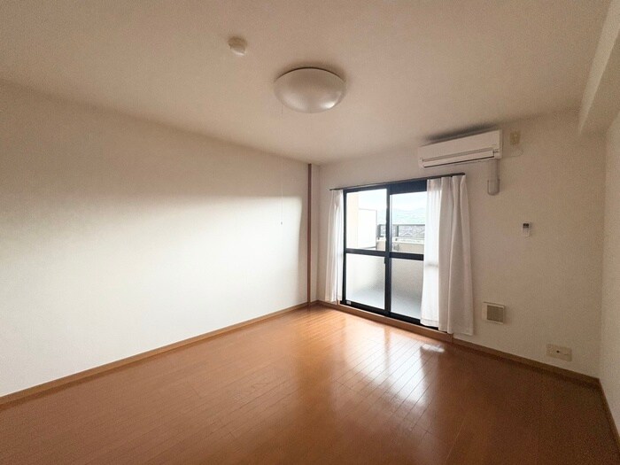 物件内観写真15　(居室)