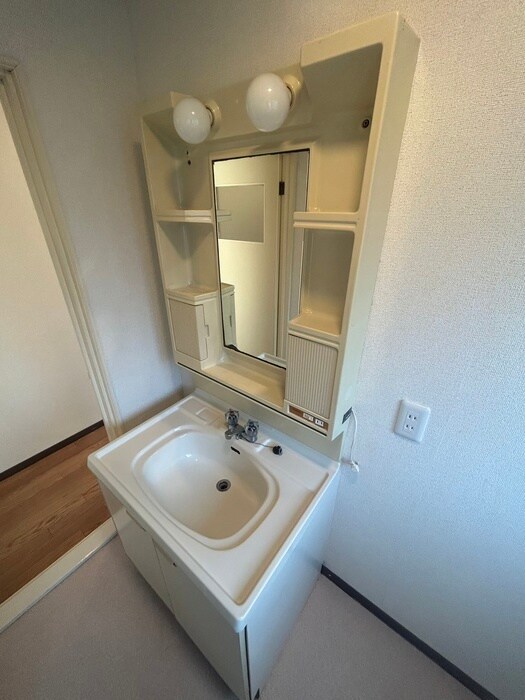 物件内観写真18　(洗面)