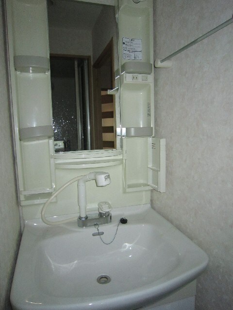 物件内観写真12　(洗面)