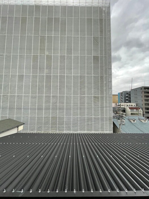 物件内観写真14　(室内からの展望)