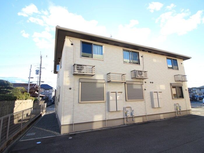 物件外観写真6　(外観写真)