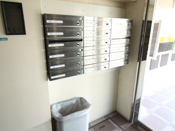 物件外観写真6　(建物設備)