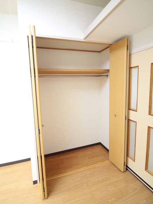 物件内観写真15　(収納)