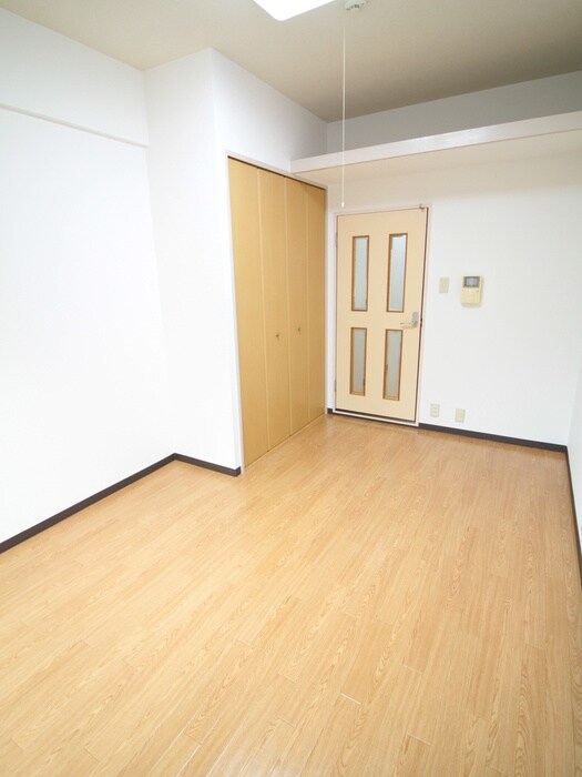 物件内観写真17　(居室)