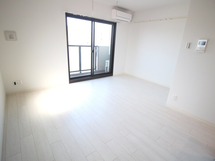 物件内観写真5　(居室)