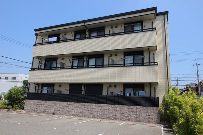 物件外観写真5　(外観写真)