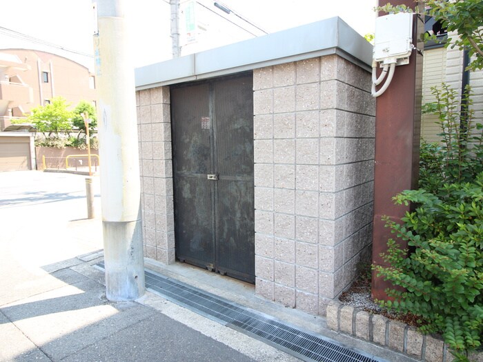 物件外観写真6　(建物設備)