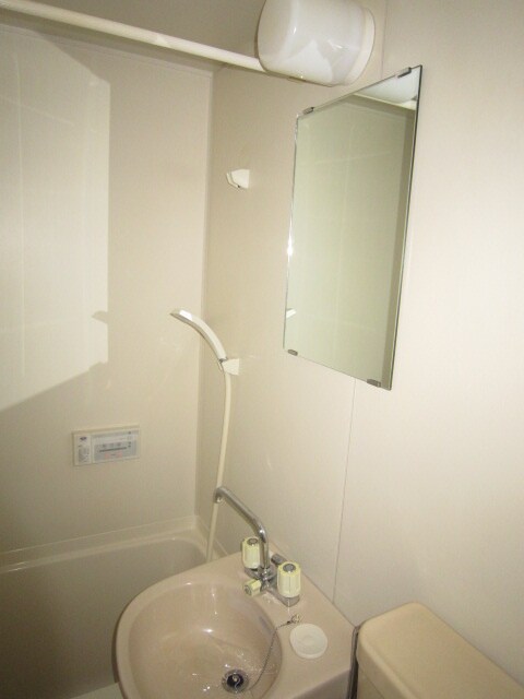 物件内観写真12　(洗面)