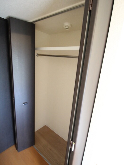 物件内観写真12　(収納)