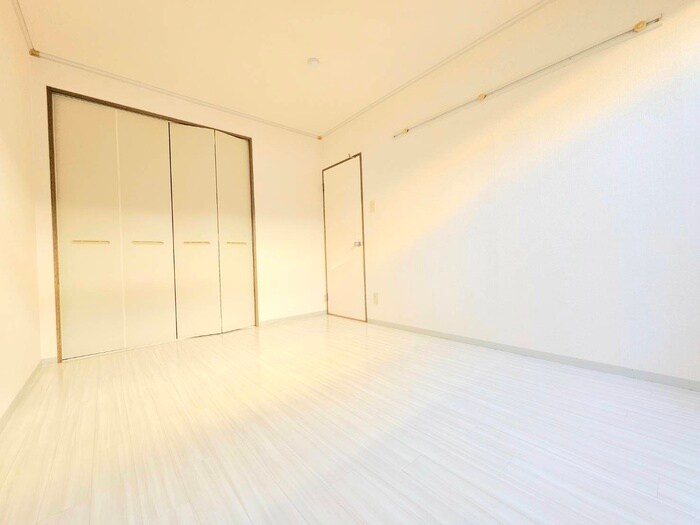 物件内観写真10　(居室)