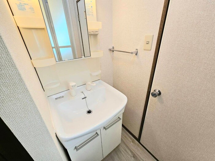 物件内観写真14　(洗面)