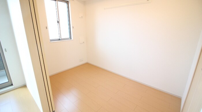 物件内観写真11　(居室)