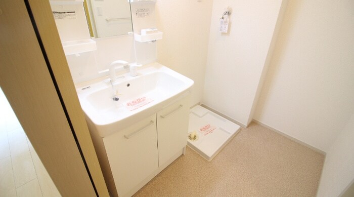 物件内観写真13　(洗面)