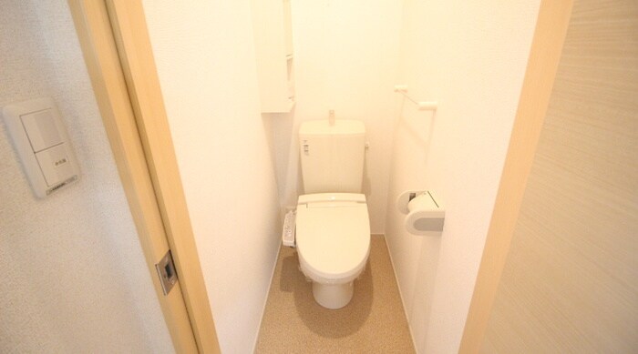 物件内観写真15　(トイレ)