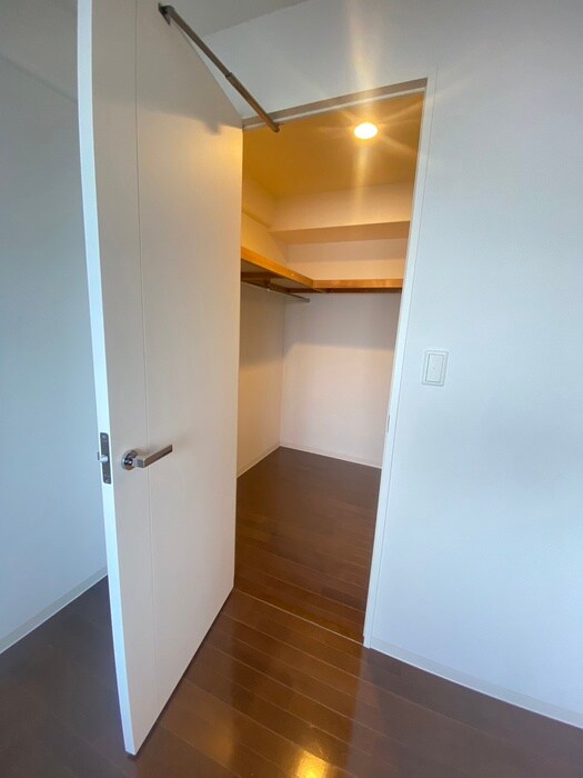 物件内観写真13　(収納)