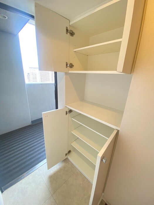 物件内観写真18　(靴箱)