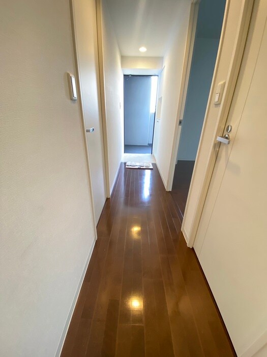 物件内観写真19　(廊下)