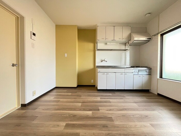 物件内観写真6　(居室)