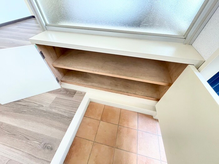 物件内観写真19　(靴箱)