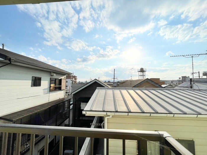 物件内観写真21　(室内からの展望)