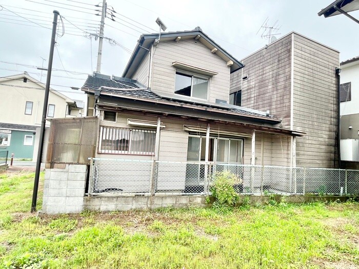 奈島貸戸建の物件外観写真