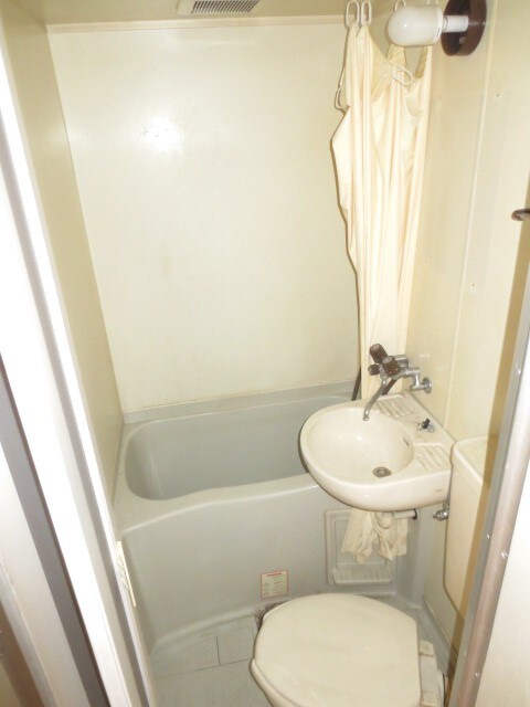 物件内観写真13　(バス／シャワールーム等)