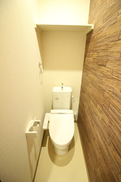 物件内観写真9　(トイレ)