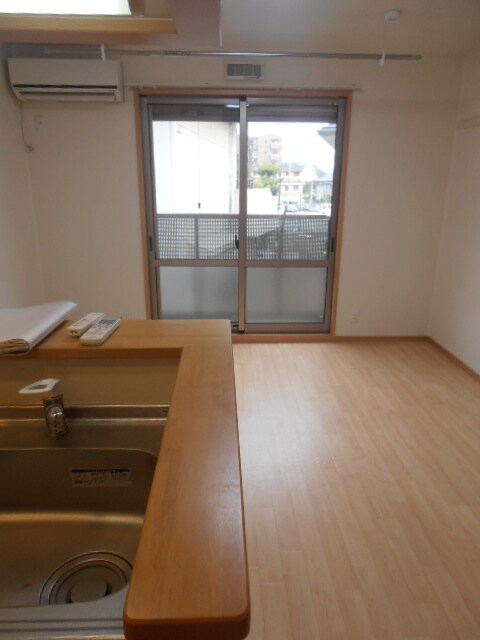 物件内観写真10　(居室)