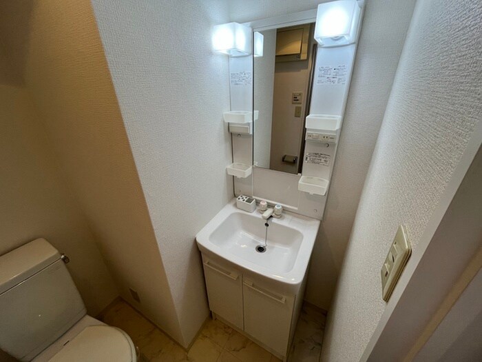 物件内観写真12　(洗面)