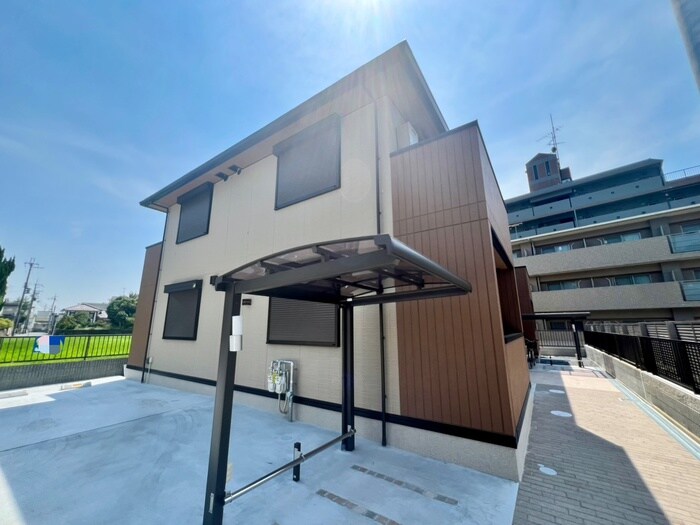 物件外観写真1　(外観写真)