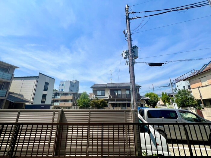 物件内観写真16　(室内からの展望)