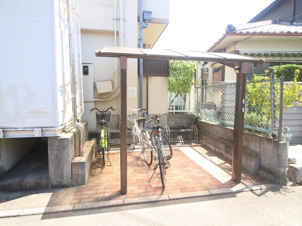 駐輪場