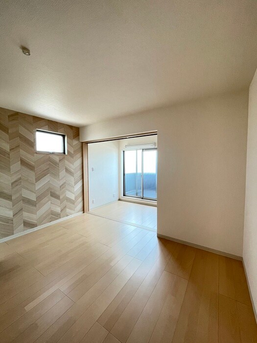 物件内観写真7　(居室)