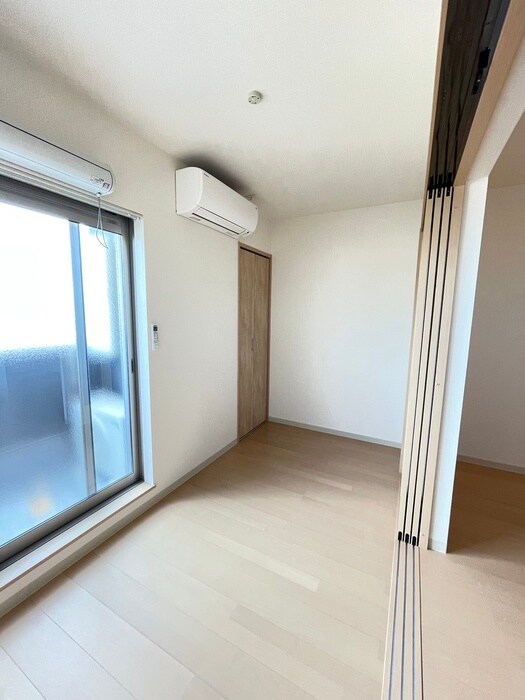 物件内観写真15　(居室)