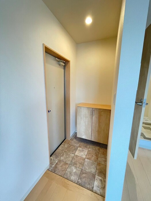 物件内観写真17　(玄関)