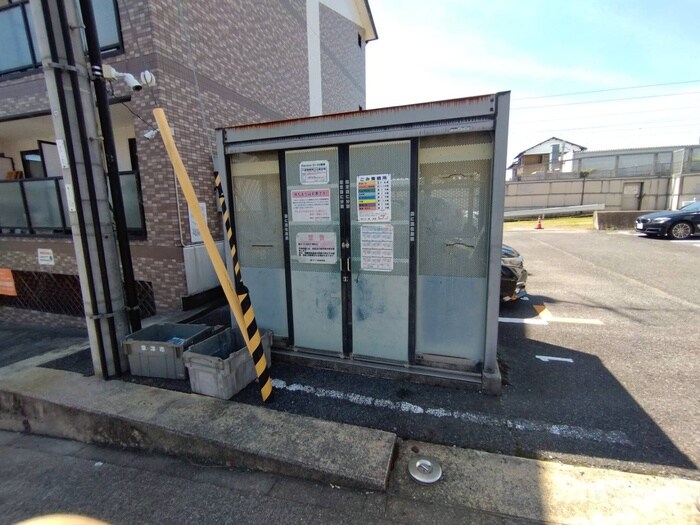 物件外観写真4　(建物設備)