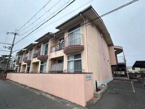 丸岡マンション外観写真