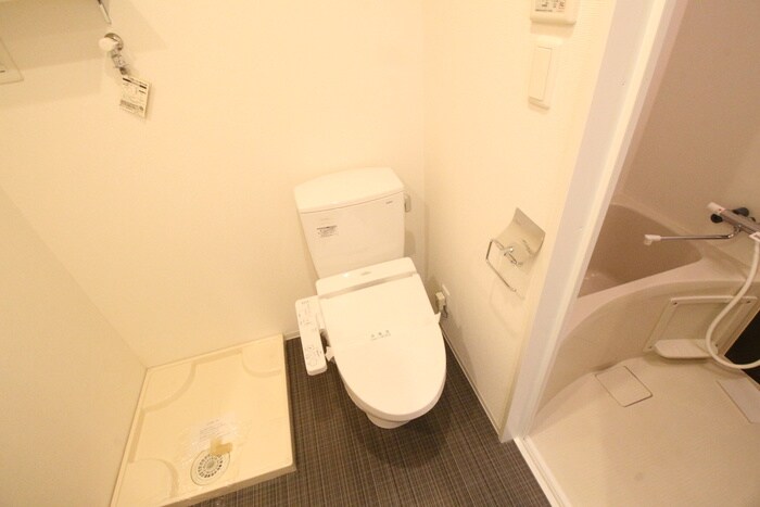 物件内観写真9　(トイレ)