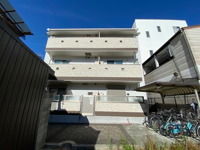 物件外観写真6　(外観写真)