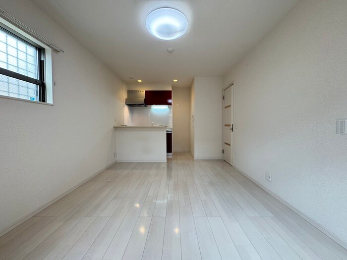 物件内観写真11　(居室)