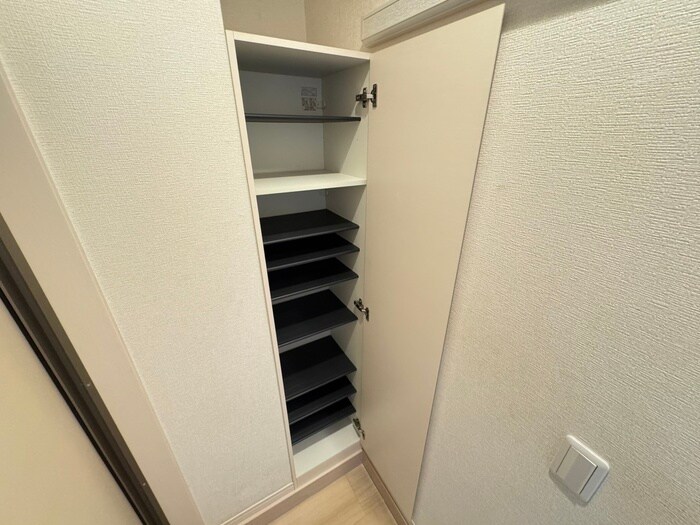 物件内観写真16　(靴箱)