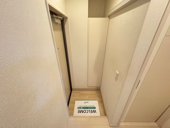 物件内観写真21　(玄関)
