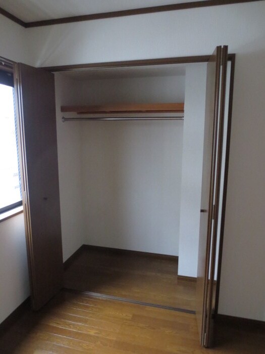 物件内観写真10　(収納)