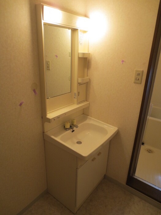 物件内観写真12　(洗面)