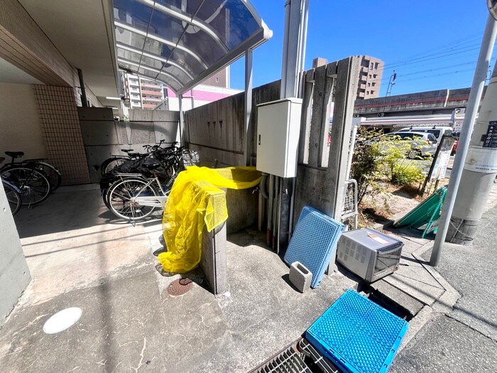 物件外観写真4　(建物設備)